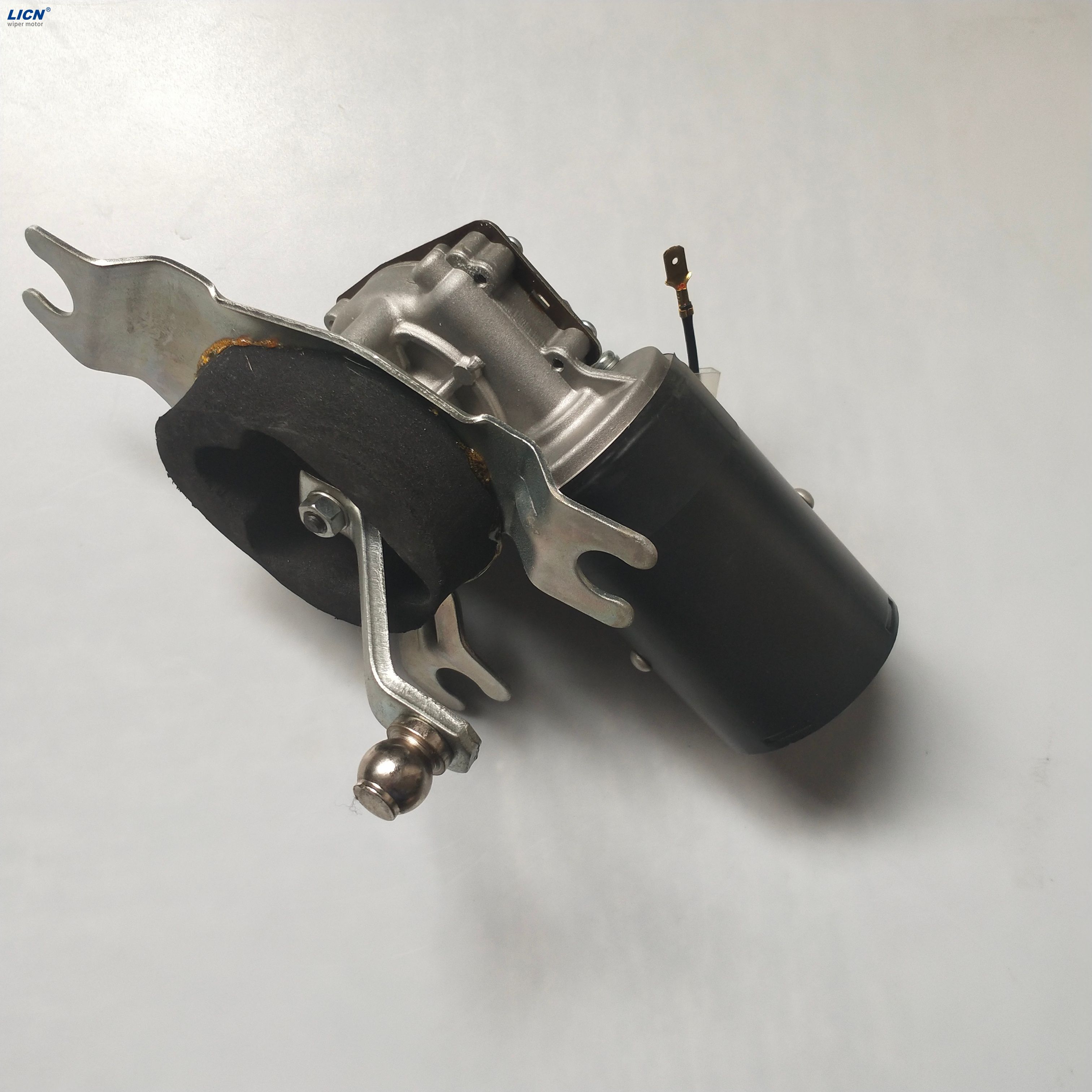 Bosch OEM 9390453045 Wiper Motor - Direct Fit